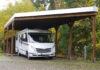 carport-flachdach-holz-freistehend-sonderzuschnitt-wohnwagen